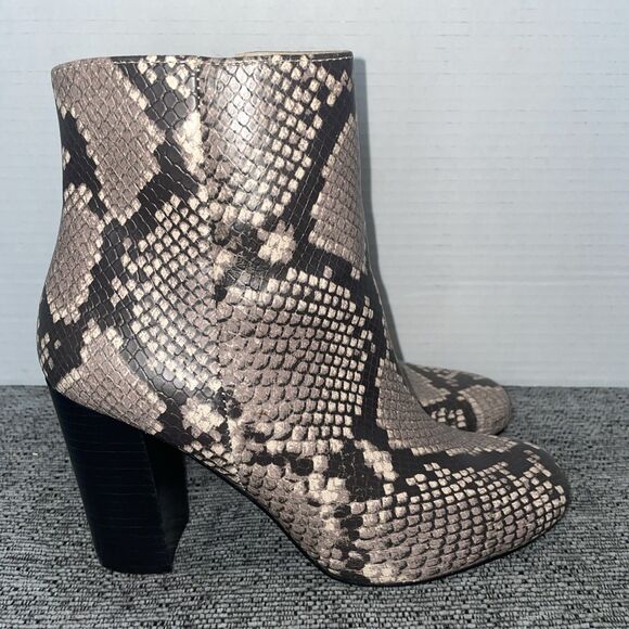 Steve Madden Ankle Boots Womens 7M Bootie Faux Leather Snakeskin Block Heel Zip - Picture 1 of 16